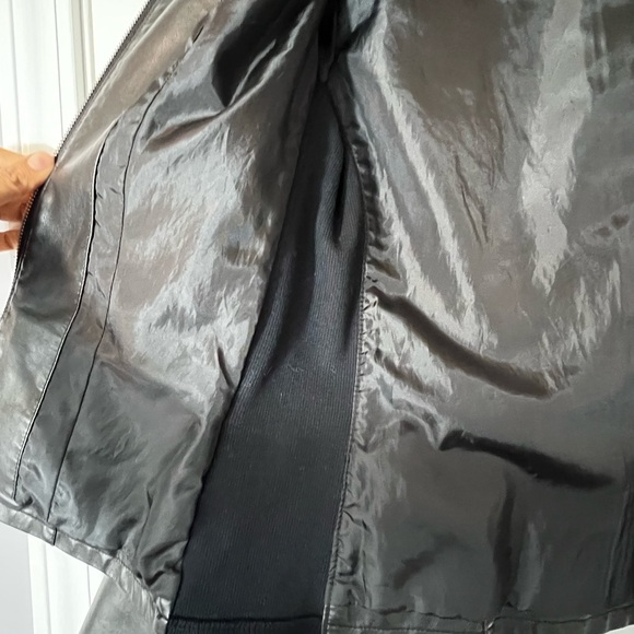 Jacket - Picture 5 of 7